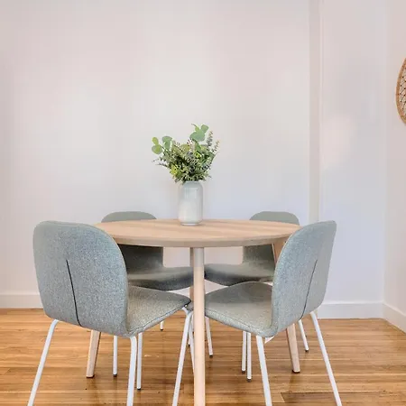 Iturribide Hogar Moderno Junto Al Metro * بلباو