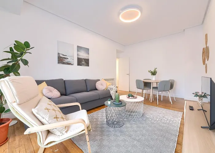 Iturribide Hogar Moderno Junto Al Metro 아파트 빌바오