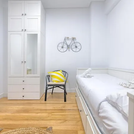 Iturribide Hogar Moderno Junto Al Metro Apartman *