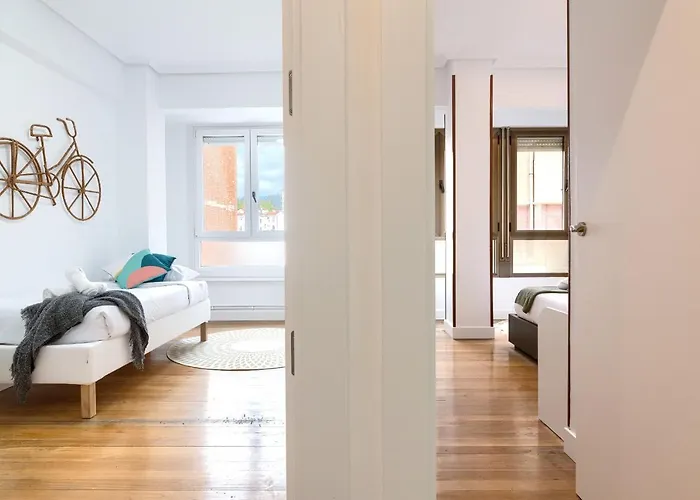 Апартаменты Iturribide Hogar Moderno Junto Al Metro Бильбао