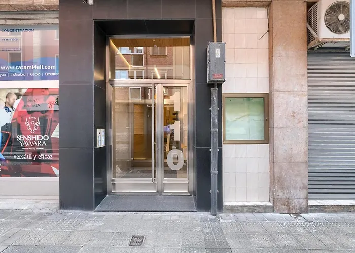 Iturribide Hogar Moderno Junto Al Metro Бильбао